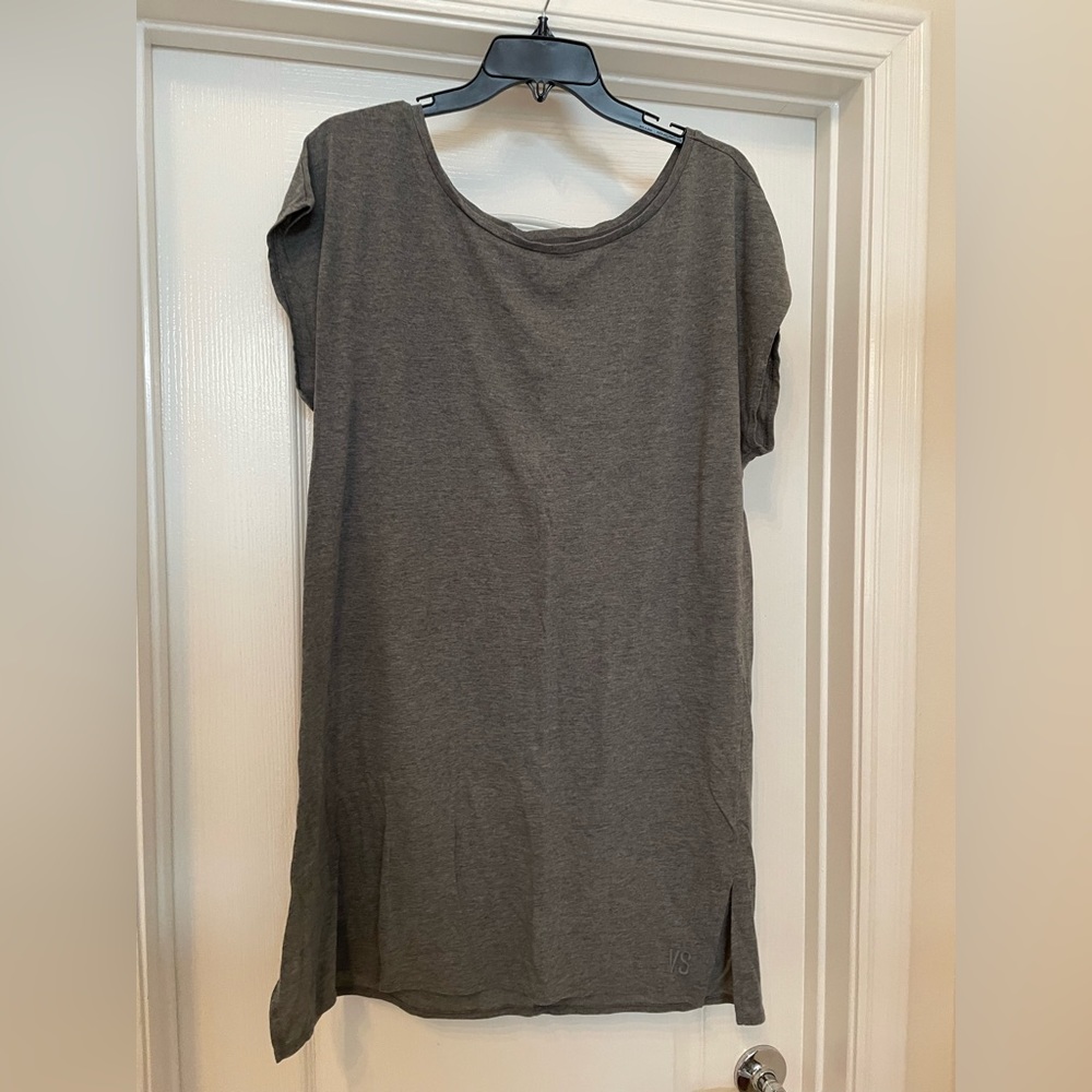 Victoria’s Secret short sleeve night shirt size XLarge in dark grey - Picture 1 of 3